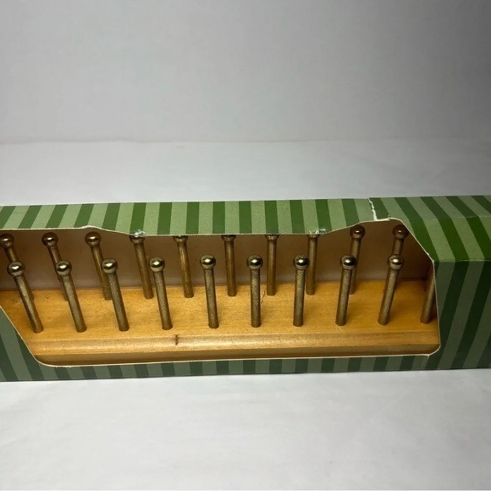Triangle Inc. tie and‎ belt rack - new in the box